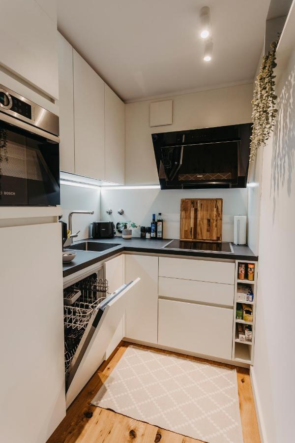 Traber Apartments Im Herzen Leipzigs Balkon Parkplatz Luaran gambar
