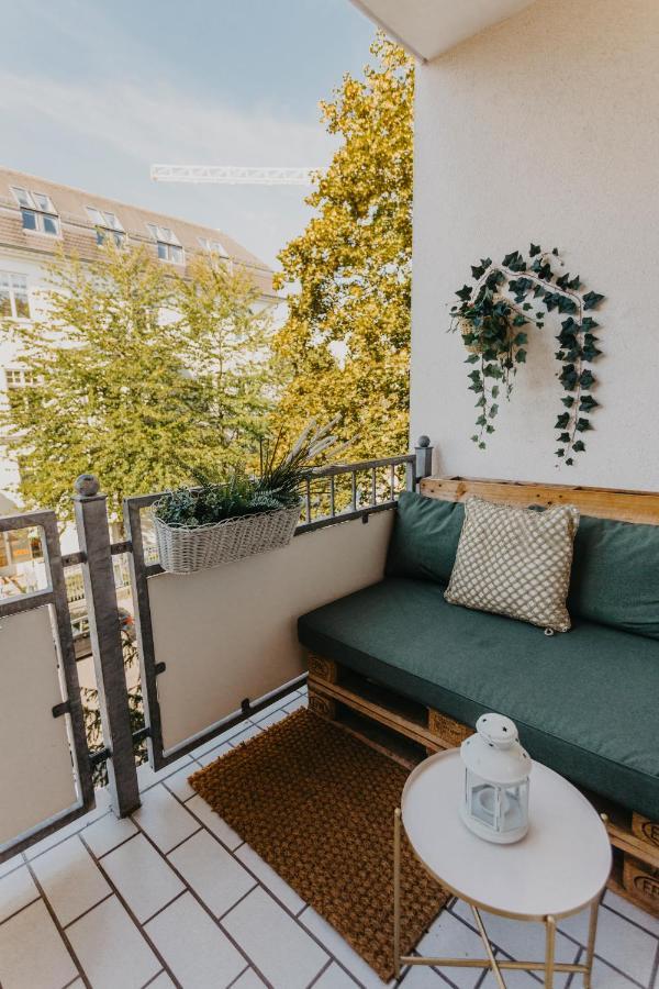 Traber Apartments Im Herzen Leipzigs Balkon Parkplatz Luaran gambar
